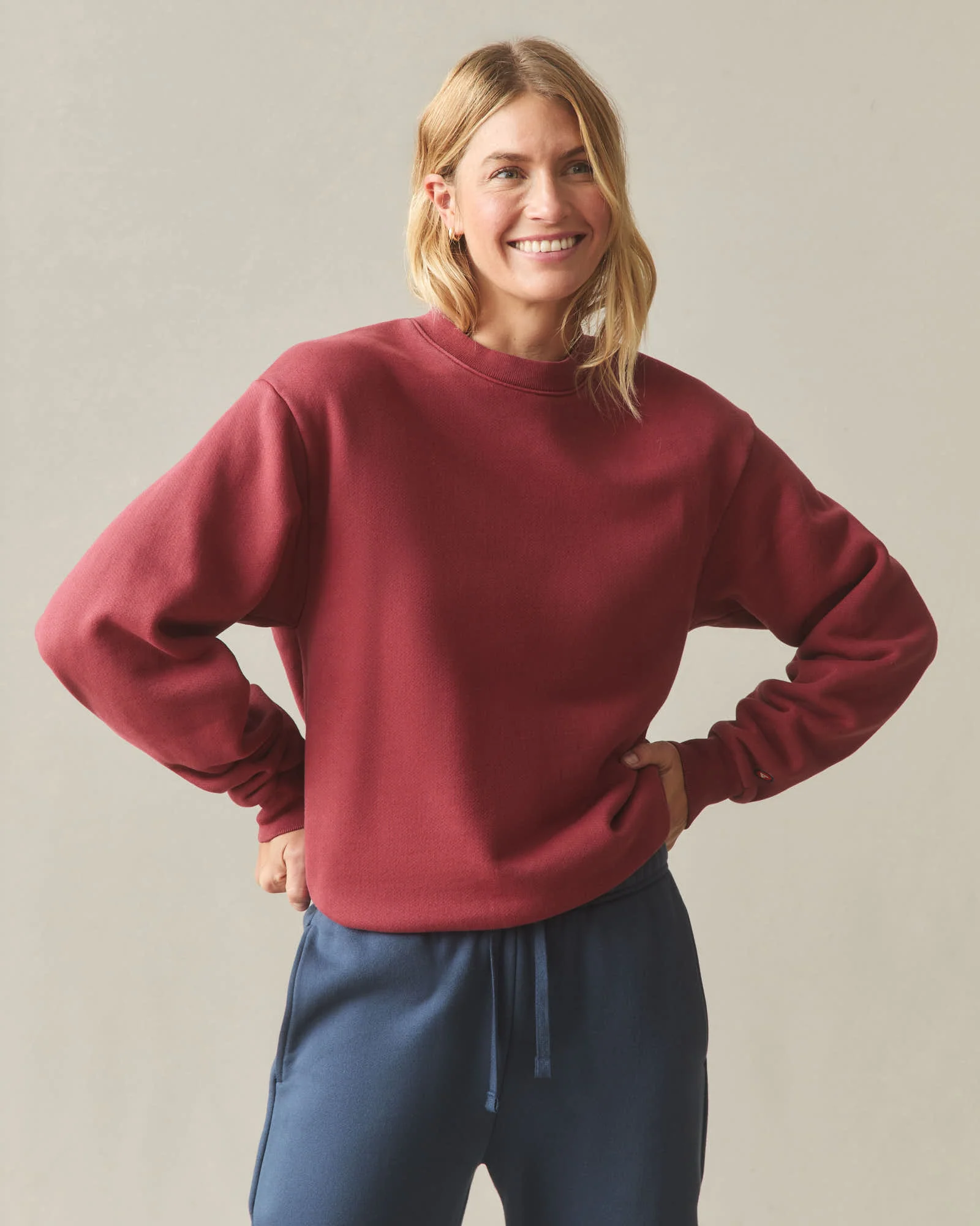 Unisex American Vintage Crew Sweatshirt - Washed Tibetan Red - Image 3