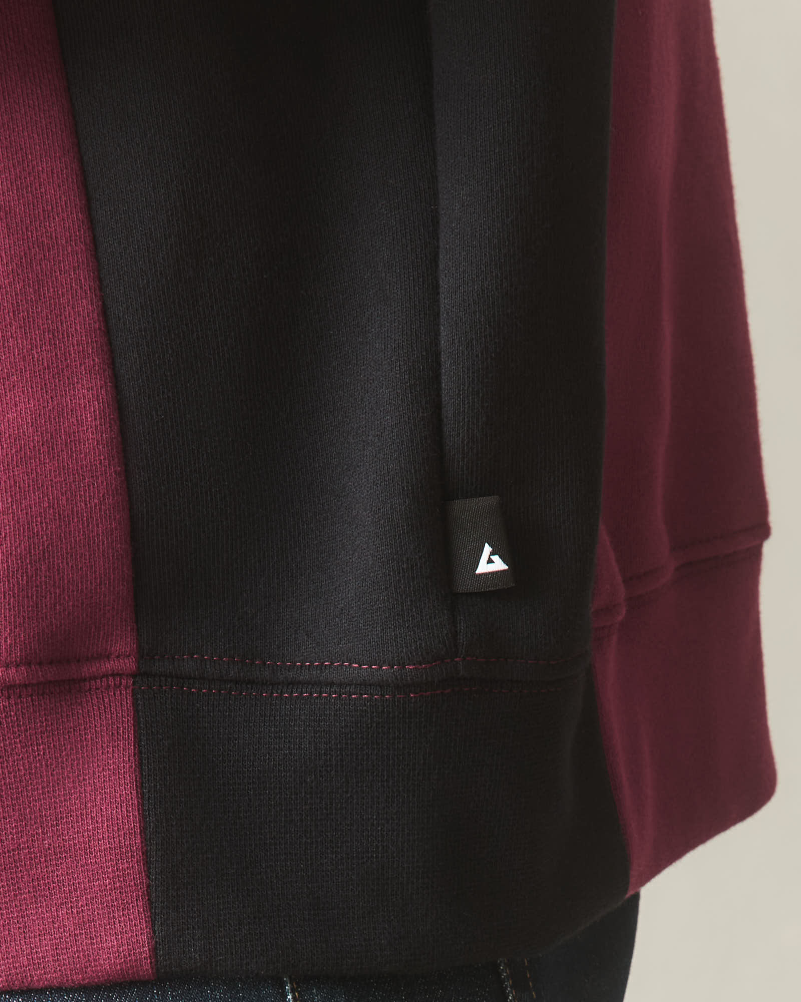 Men's Colorblock Midweight Pullover - Zinfandel Black - Image 5