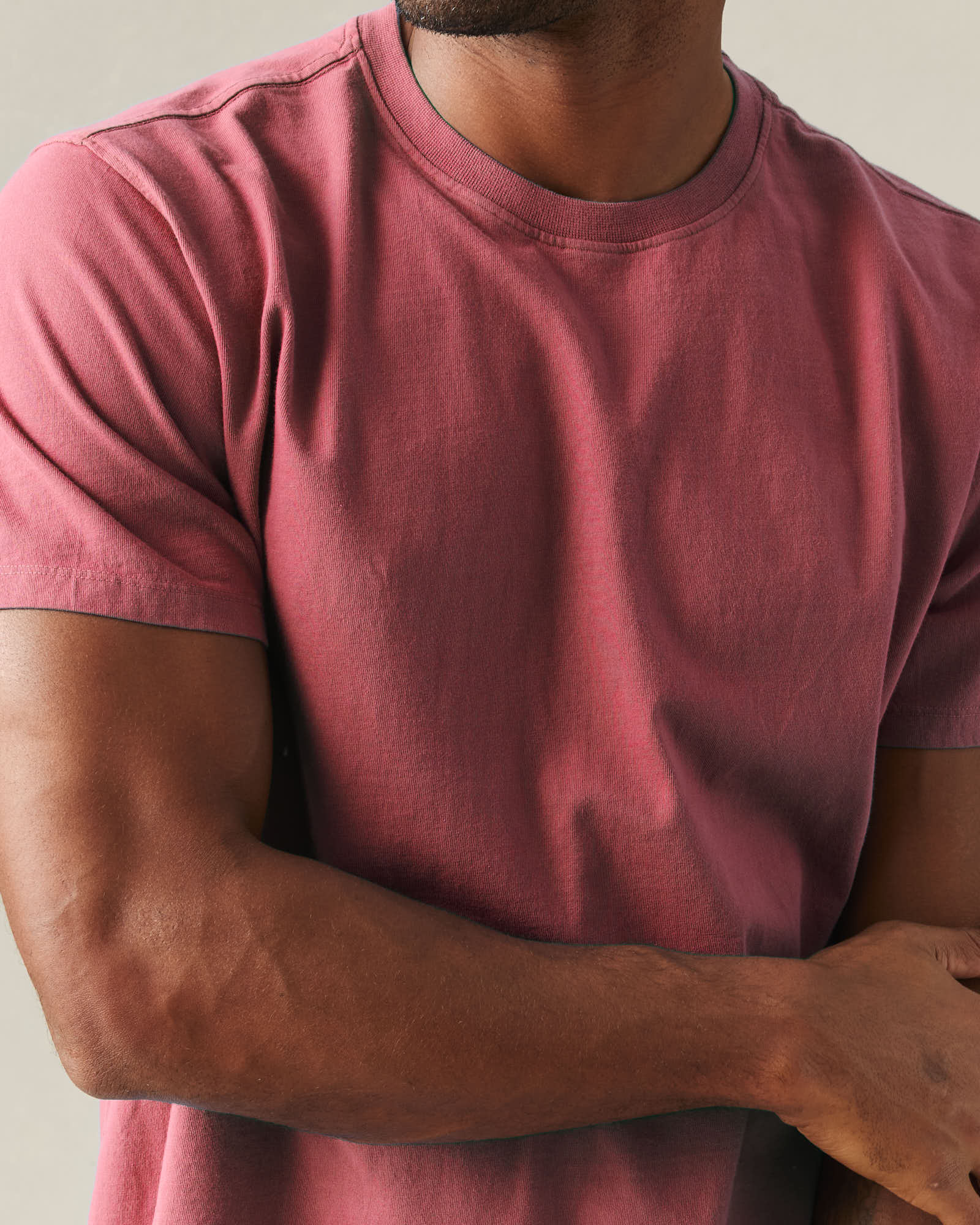 Men's Midweight Tee - Holly Berry - Image 2