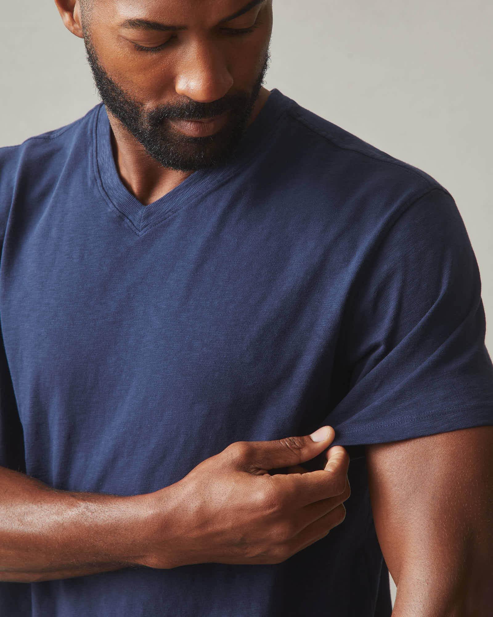 Men's Premium Slub V-Neck Tee - Navy - Image 3