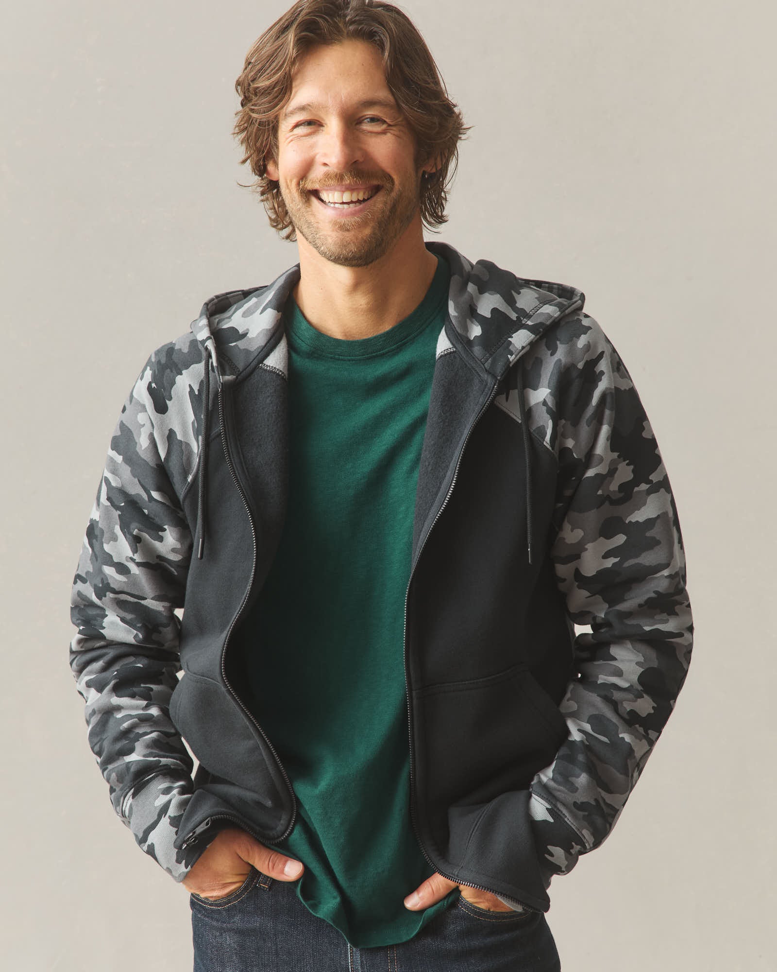 Men's Raglan Classic Full Zip - Black Camo - Image 2