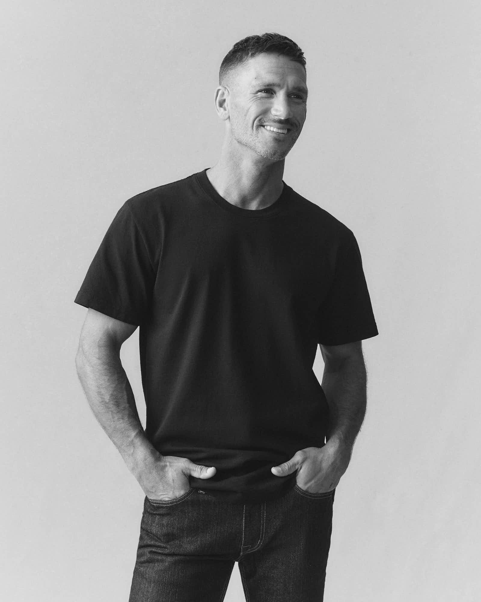 Men's Vintage Crew Tee - Black - Image 6