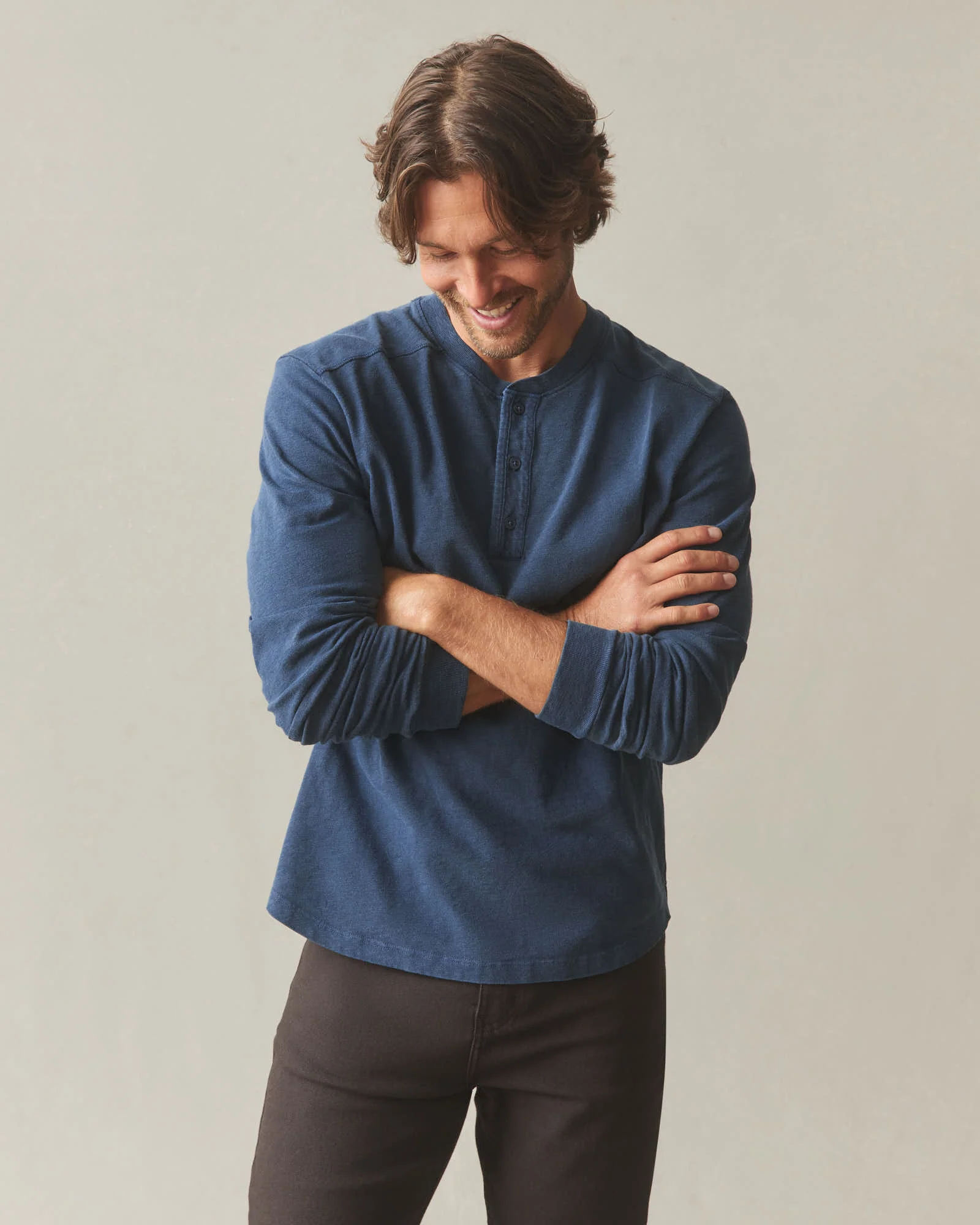 Men's broken-In Premium Slub Long Sleeve Henley - Washed Marine Navy - Image 2