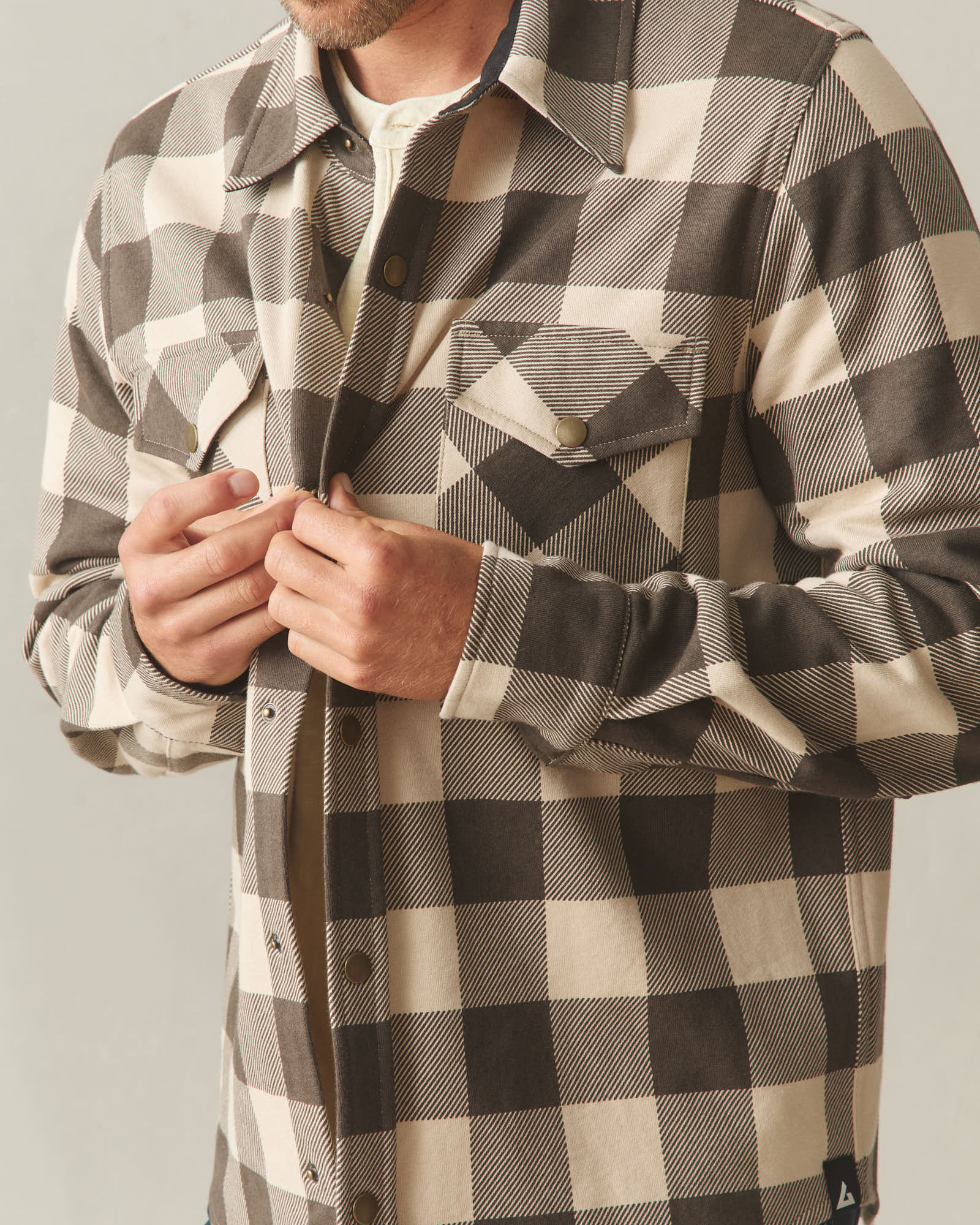 Unisex Redwood Fleece Overshirt - White Pepper Plaid - Image 6