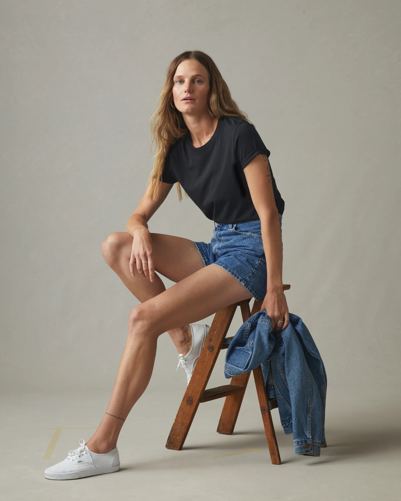 Women's Classic Cotton Crew Tee - Black - Image 5