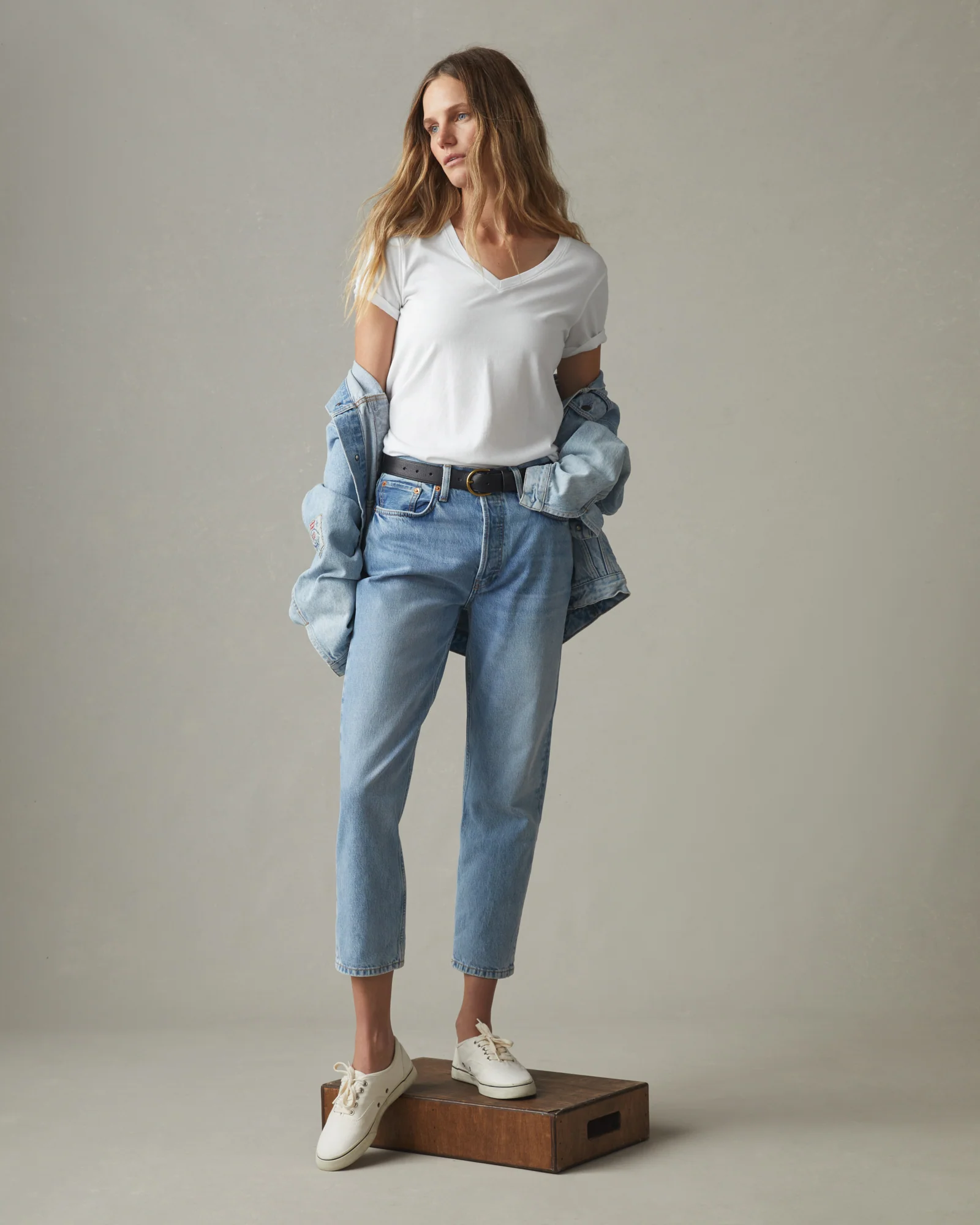 Women's Classic Cotton V-Neck Tee - White - old - Image 6