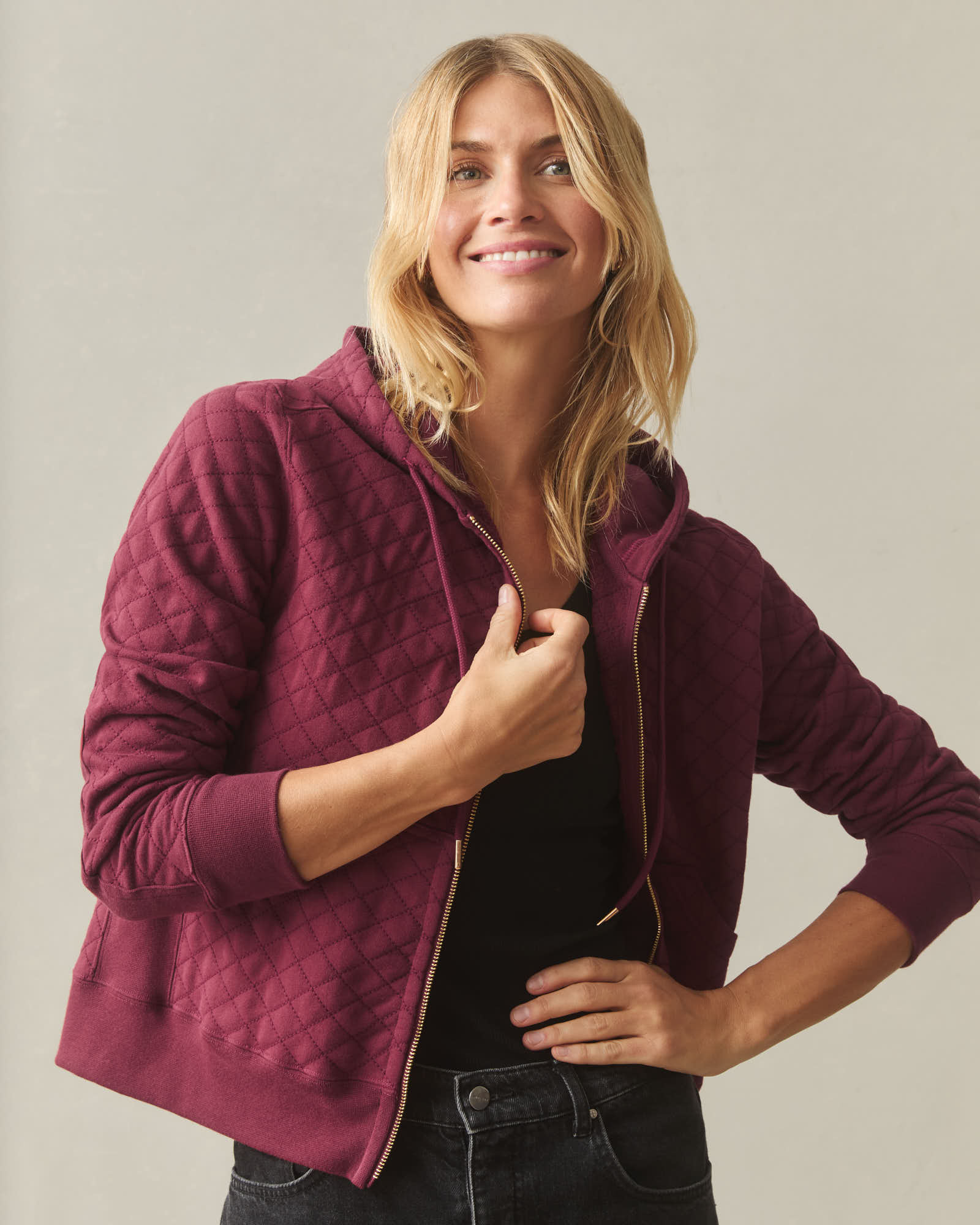 Women's Diamond Stitch Classic Full Zip 2.0  - Pomegranate - Image 2