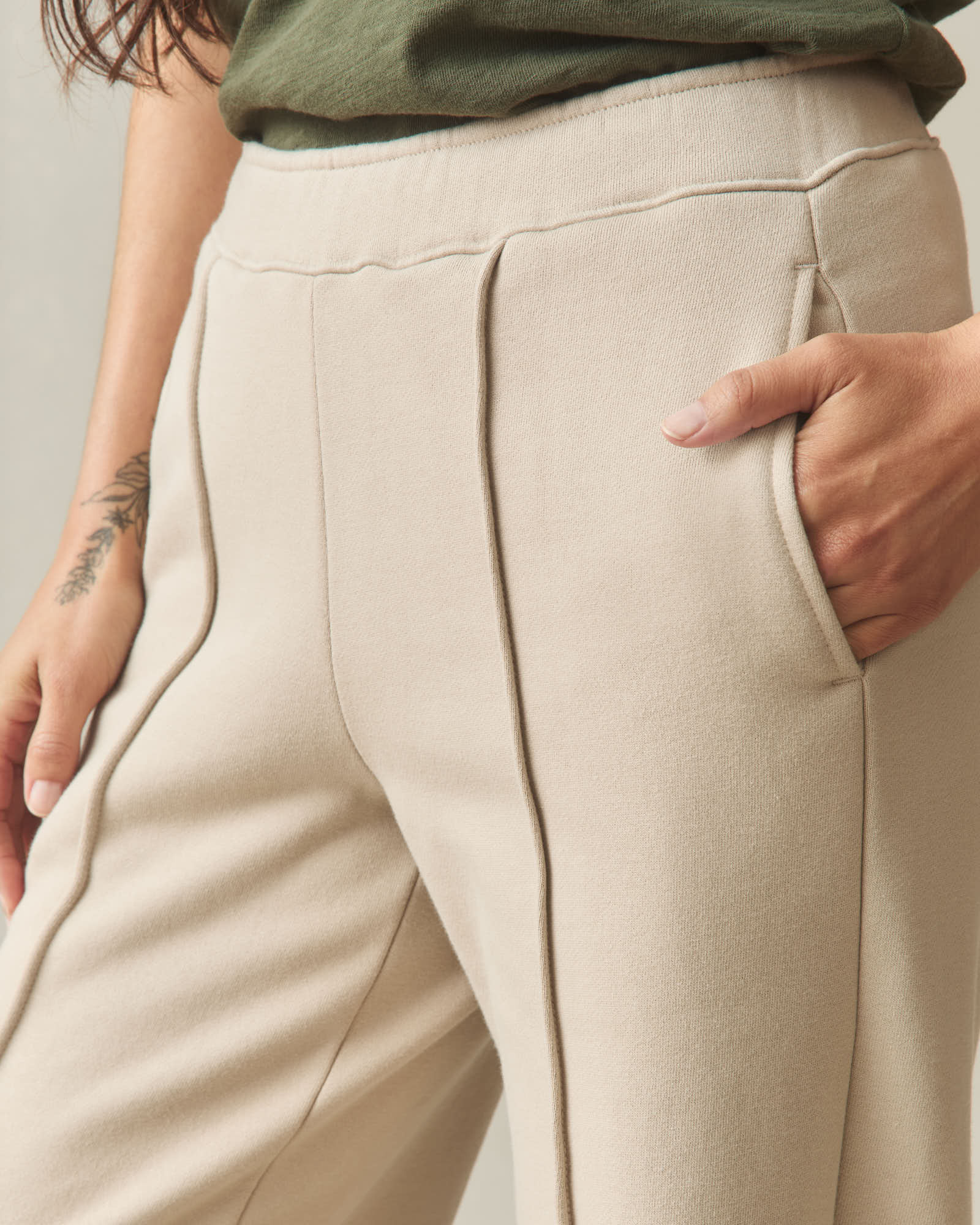 Women's Pintuck Flare Pant - Cobblestone - Image 6