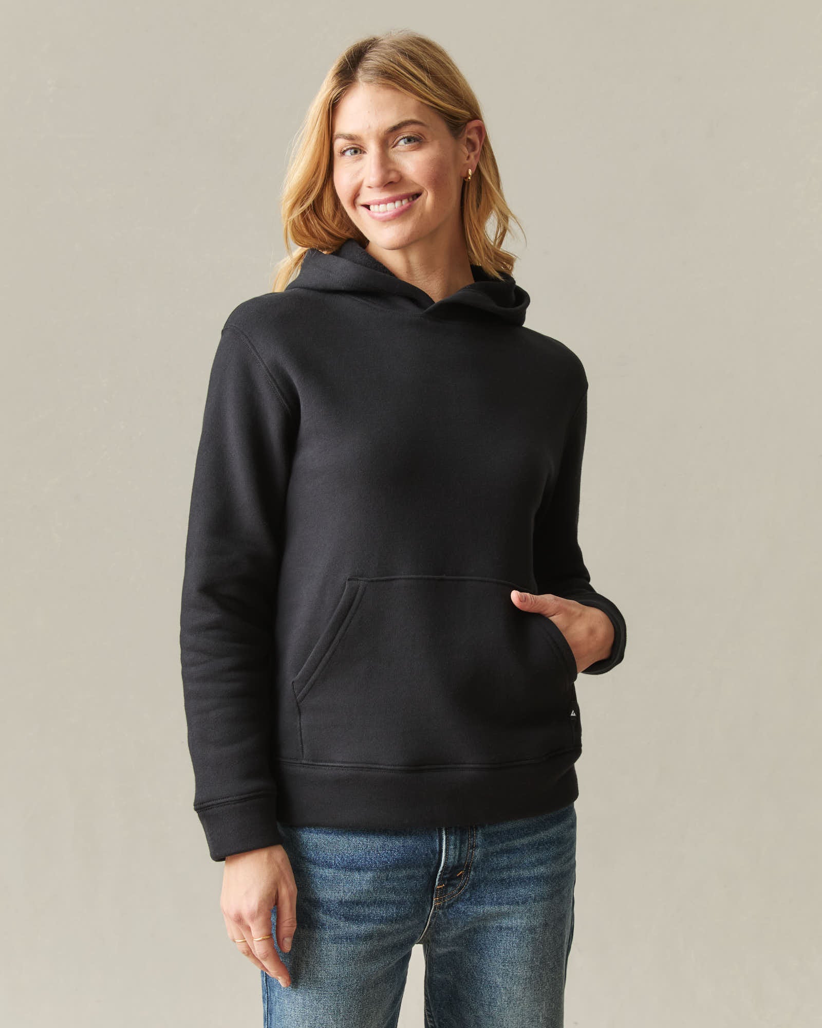 Women's Midweight Pullover - Black - Image 2