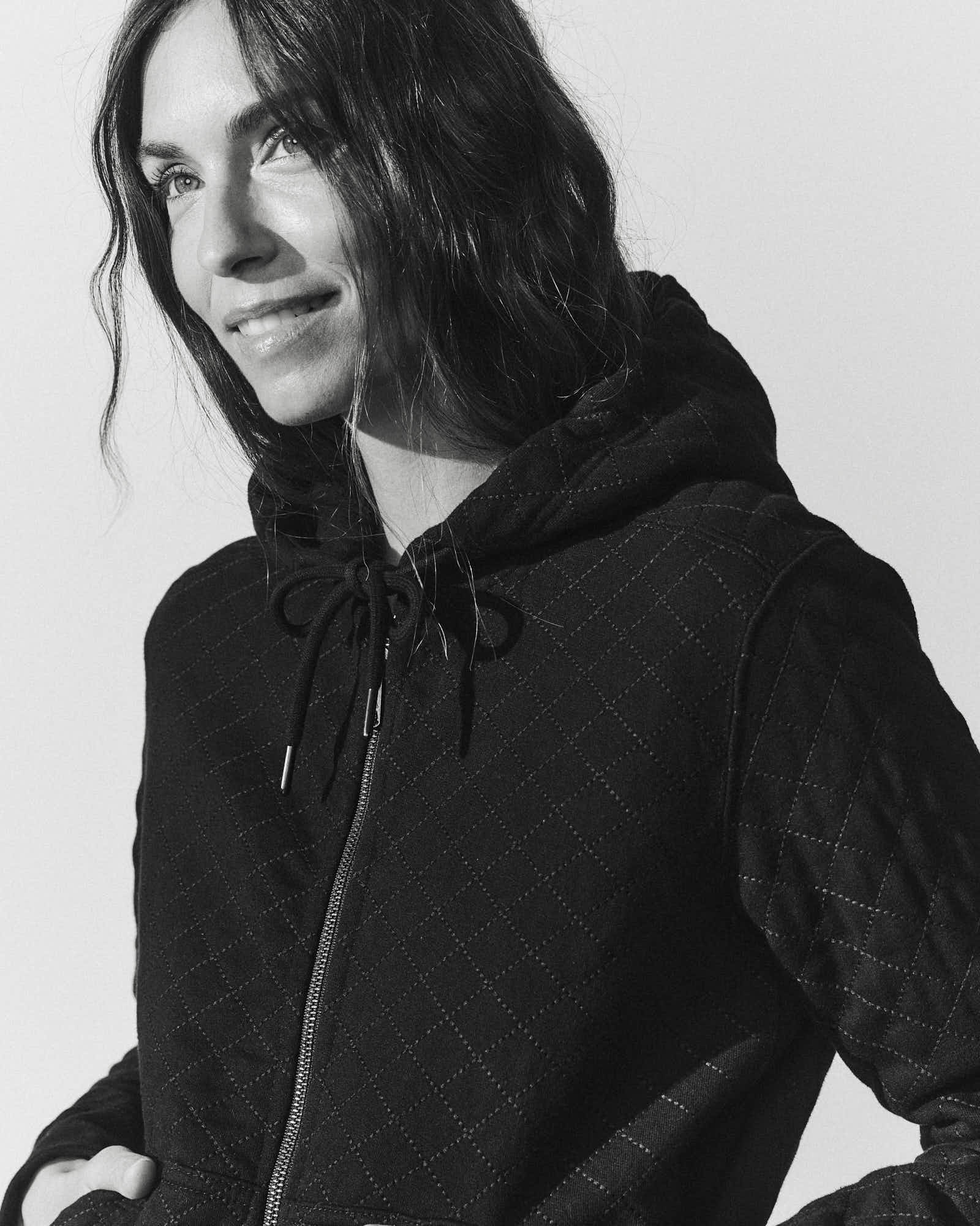 Women's Diamond Stitch Relaxed Classic Full Zip - Black