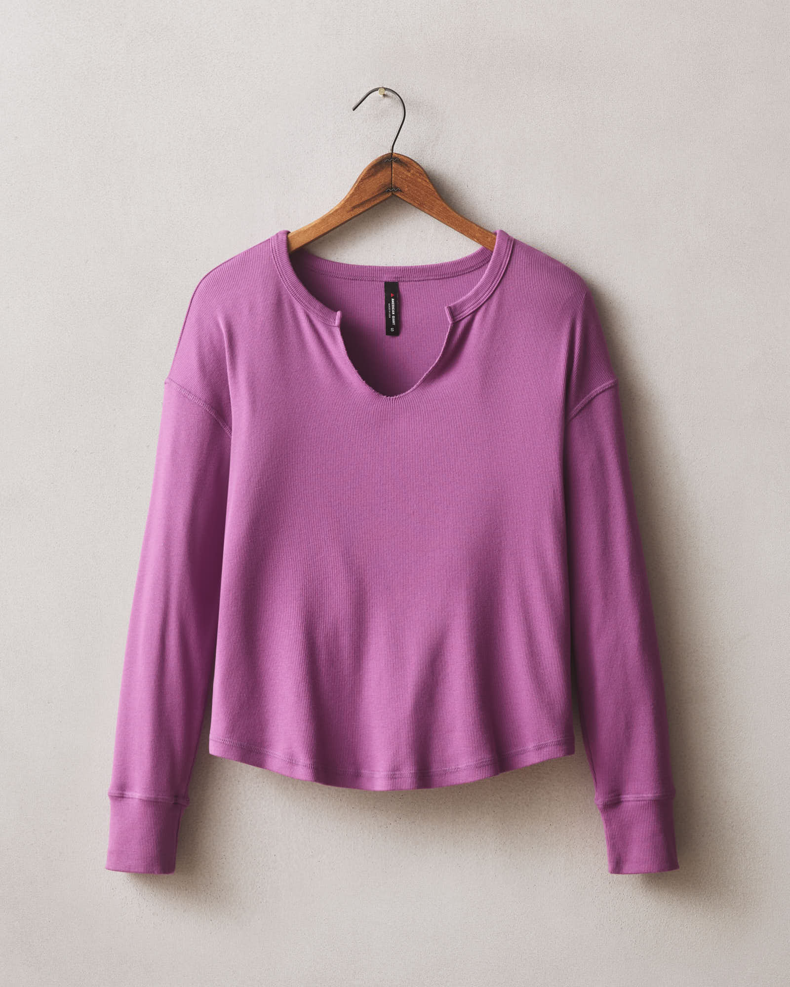 Women's Luxe Rib V-Notch Long Sleeve - Beauty Berry